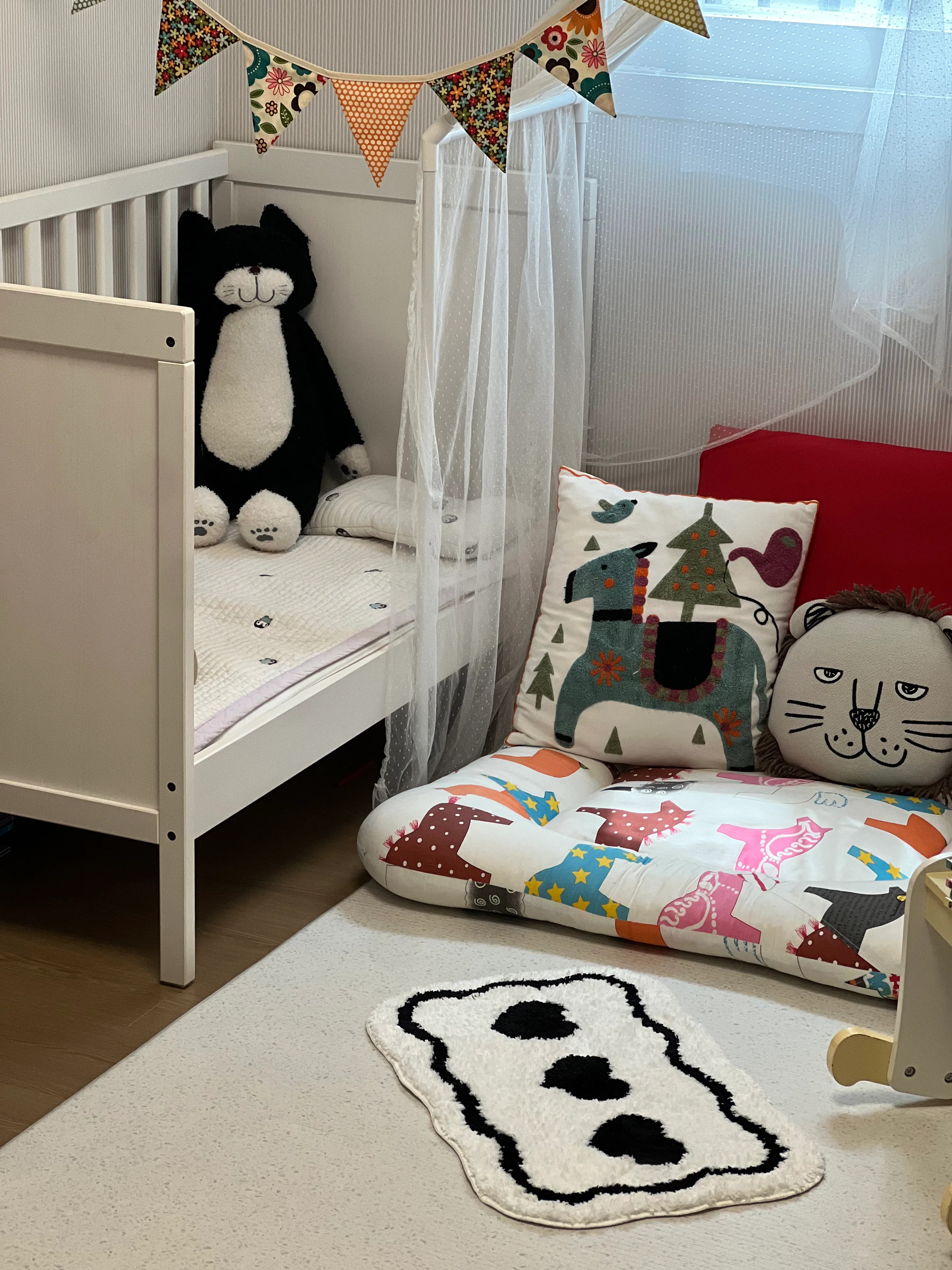 Cream Crush Heart Rug user photo