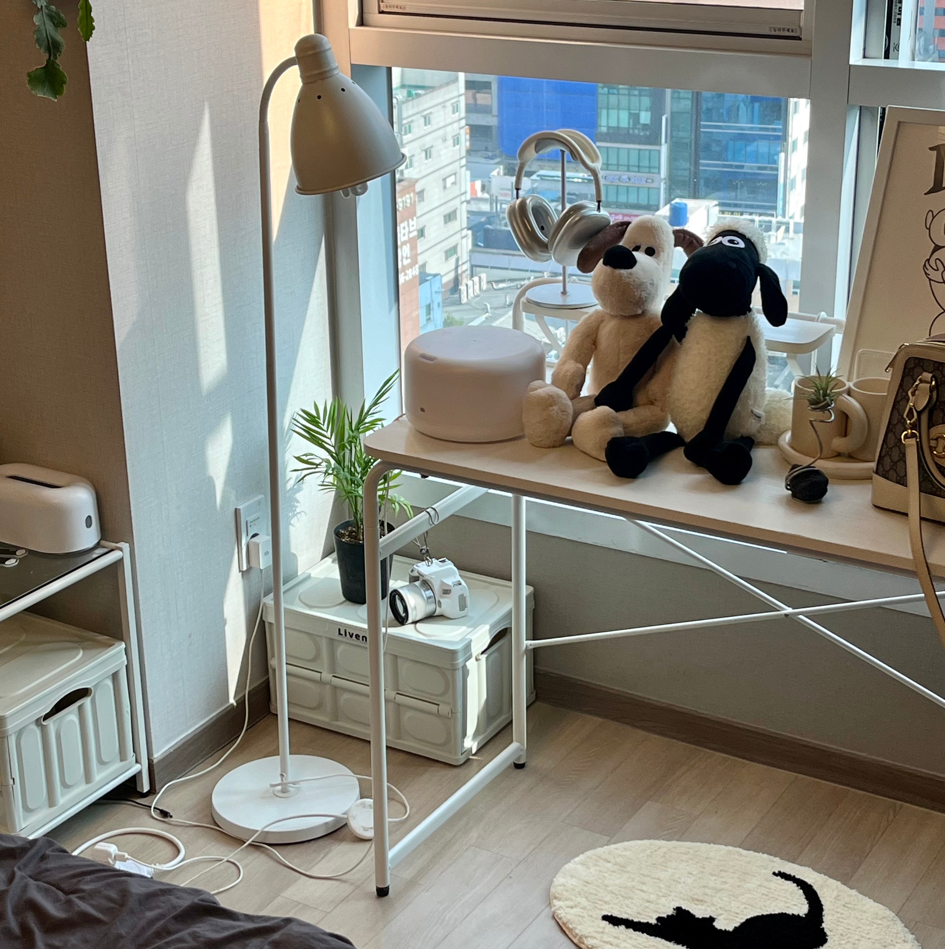 Elegant Cat Silhouette Accent Rug user photo