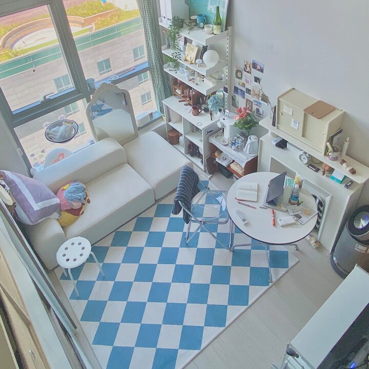 short form carousel card thumbnail