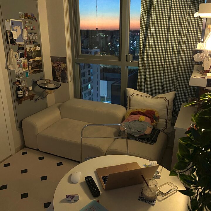 short form carousel card thumbnail