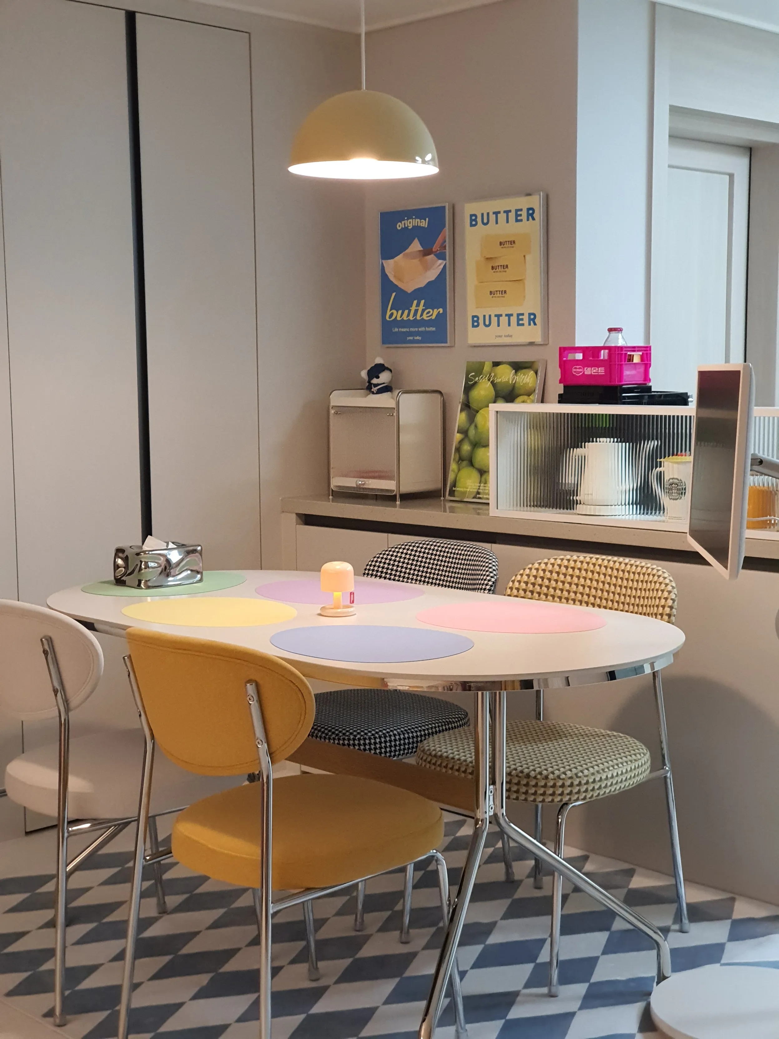 Milky LPM Glass Kitchen Island Partition user photo