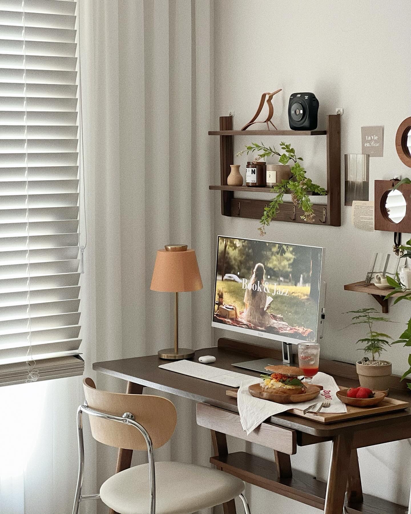 Classic Wooden Rectangular Tray user photo