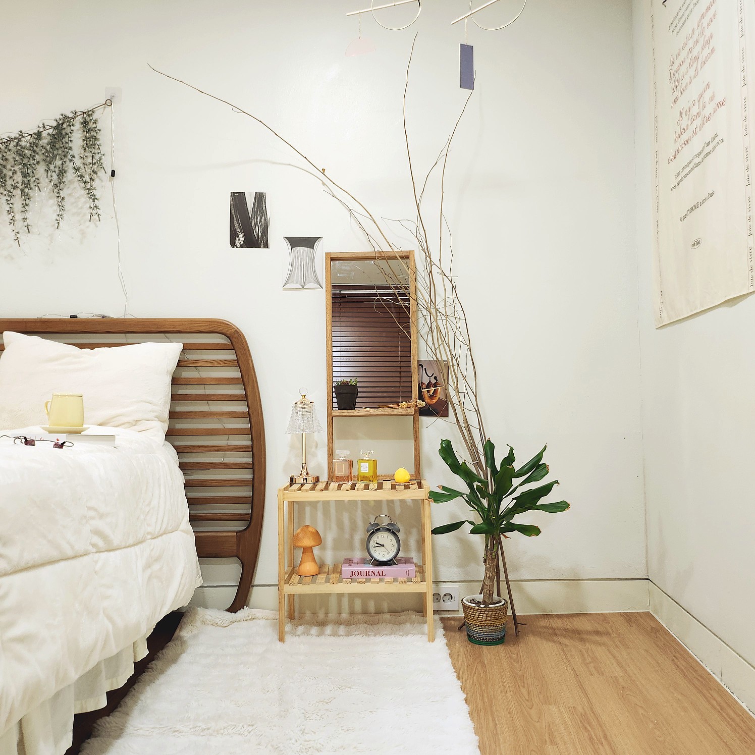Solid Wood Plant Stand user photo