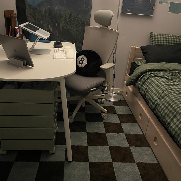 short form carousel card thumbnail