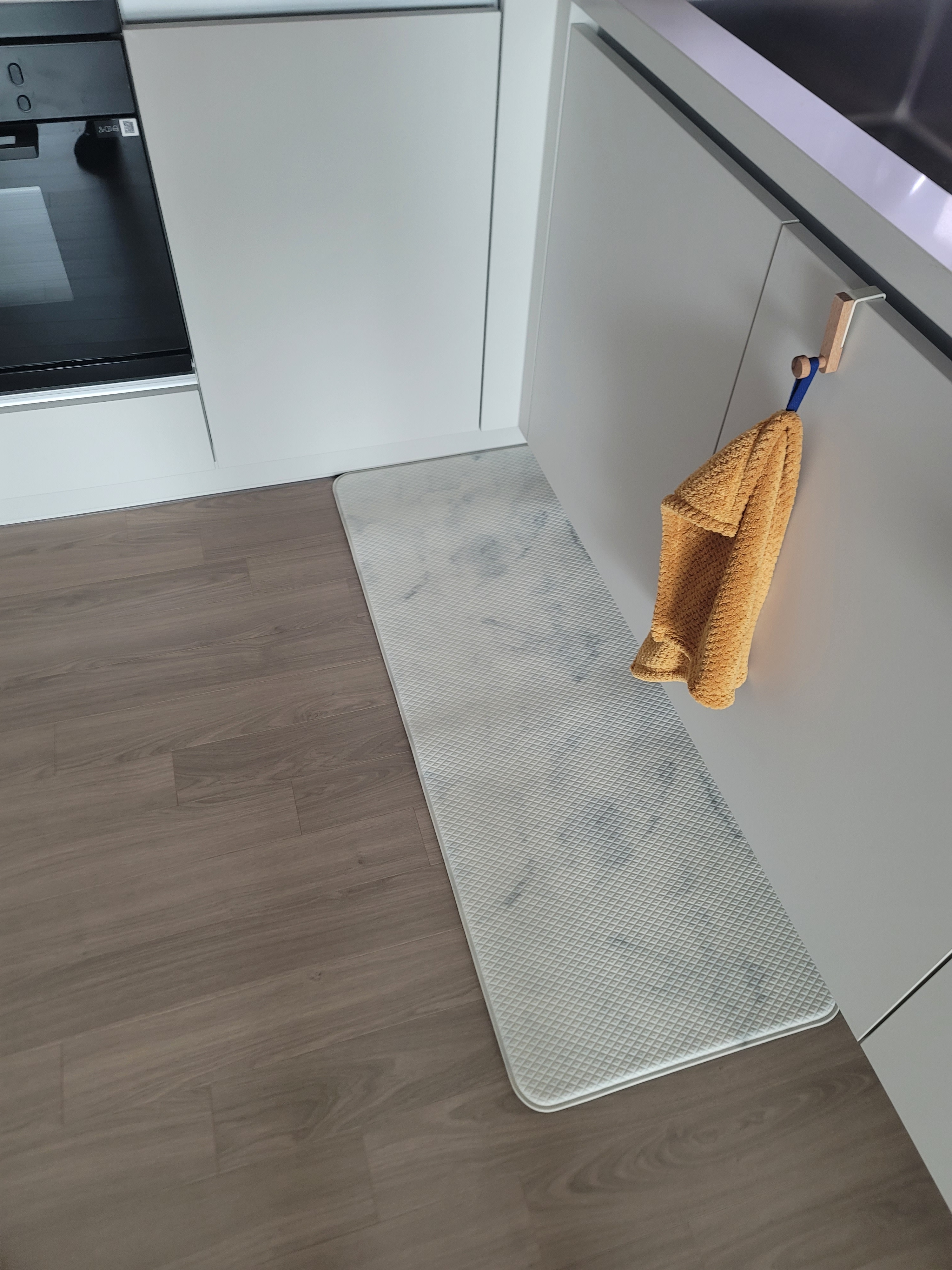Reversible Marble PVC Kitchen Mat user photo