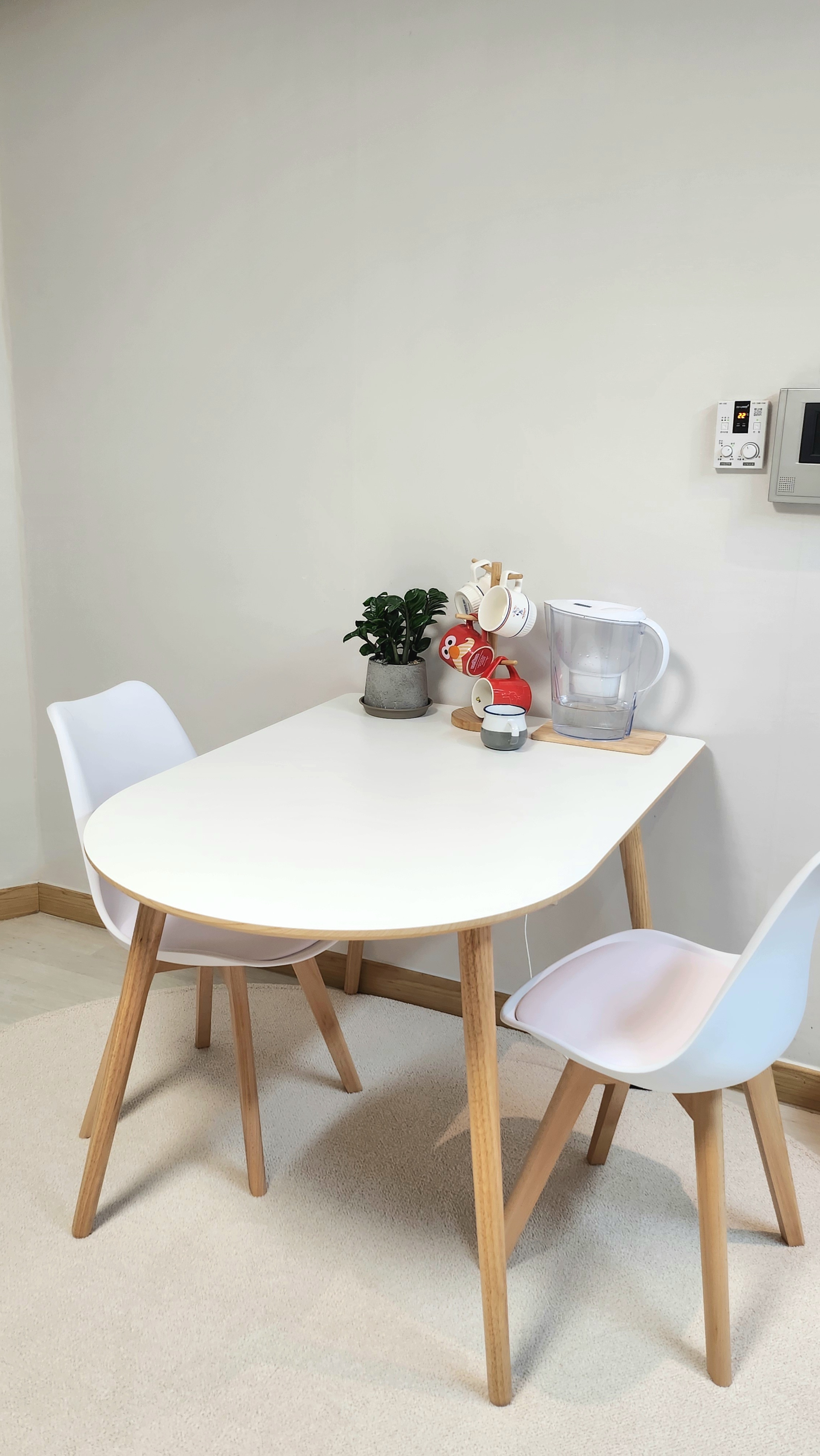 Half Oval Wooden Legs Dining Table user photo