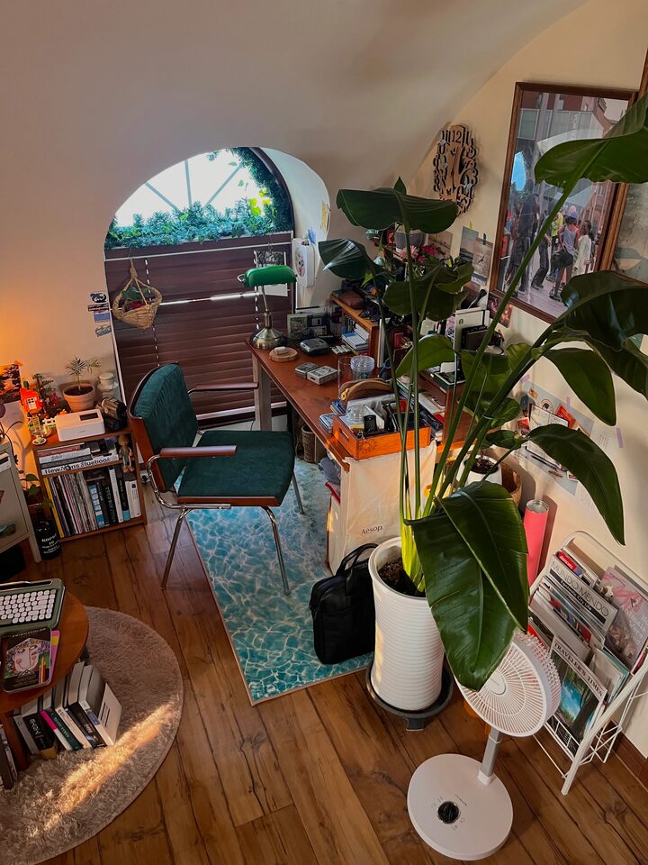 short form carousel card thumbnail