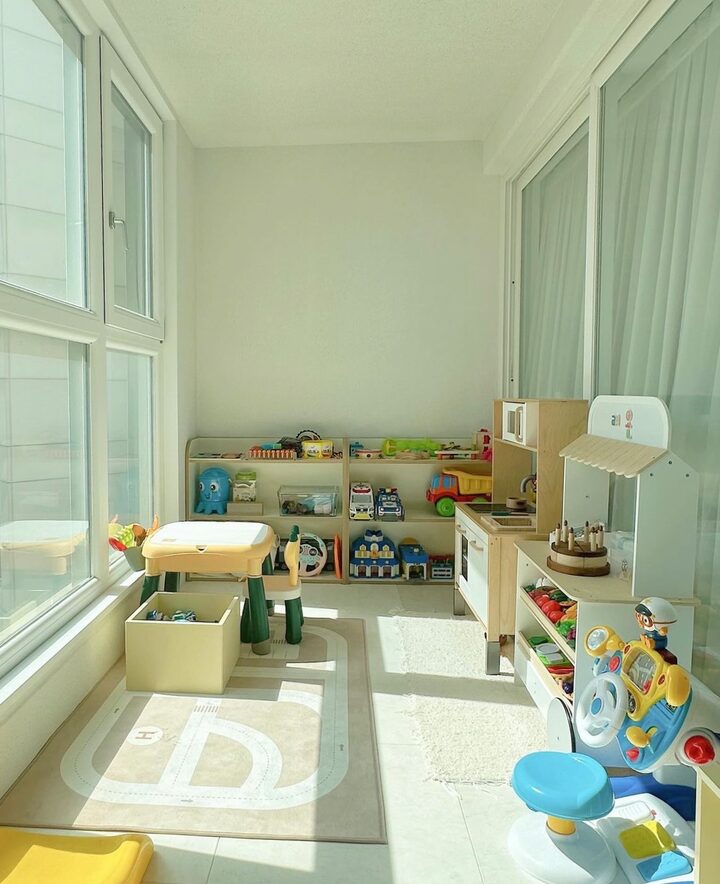 short form carousel card thumbnail