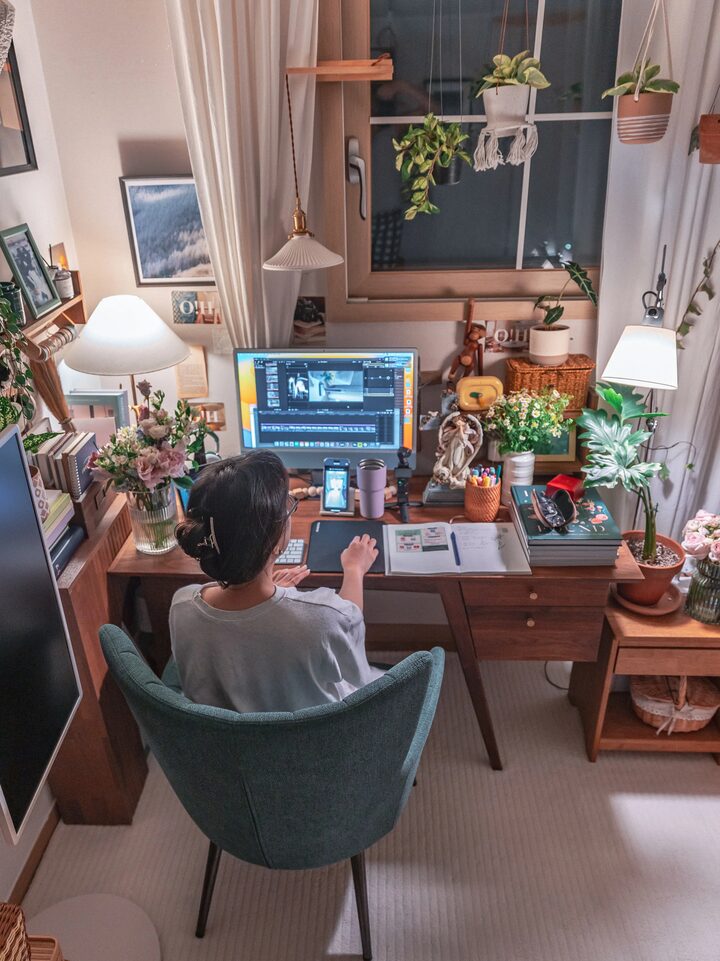 short form carousel card thumbnail