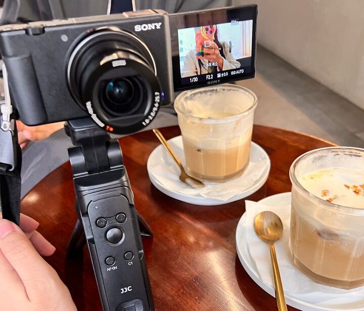 short form carousel card thumbnail