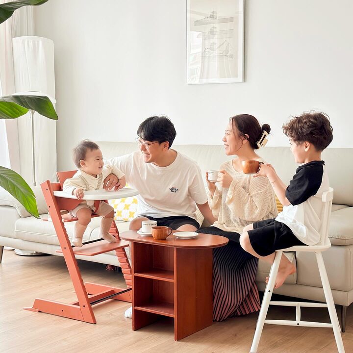 short form carousel card thumbnail