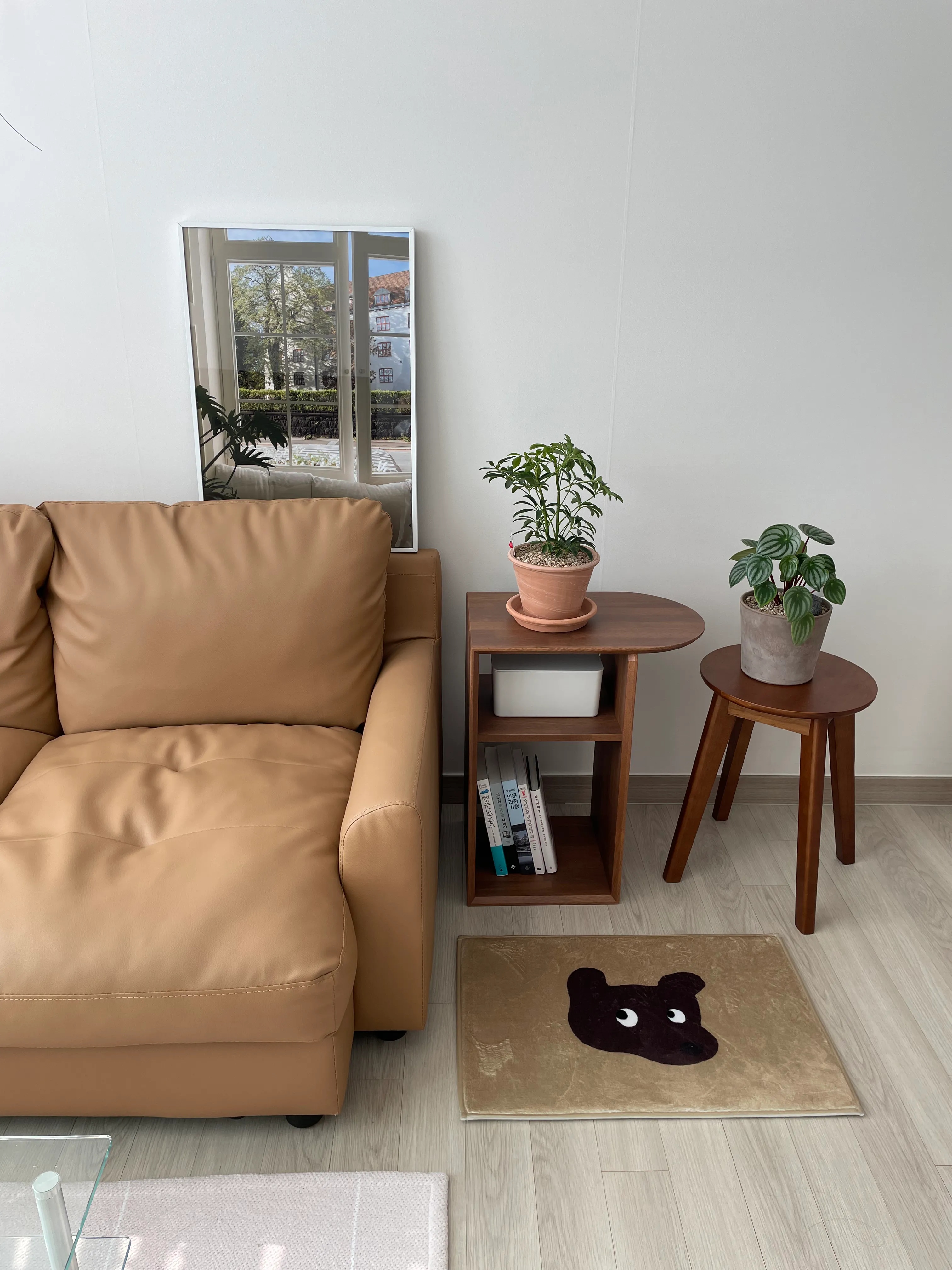 Convertible Side Table & Shelf user photo