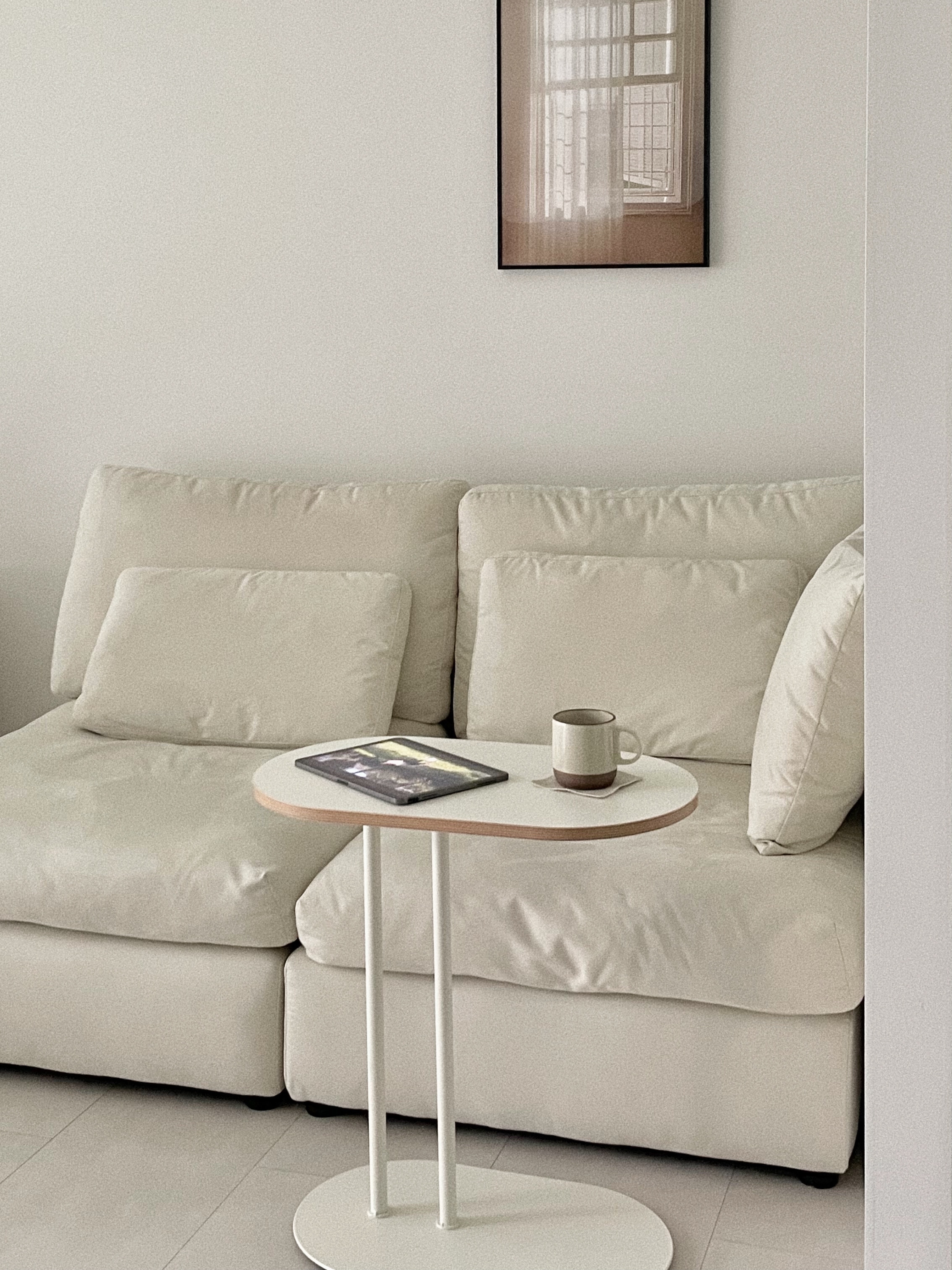 Slim C-Side Sofa Table user photo