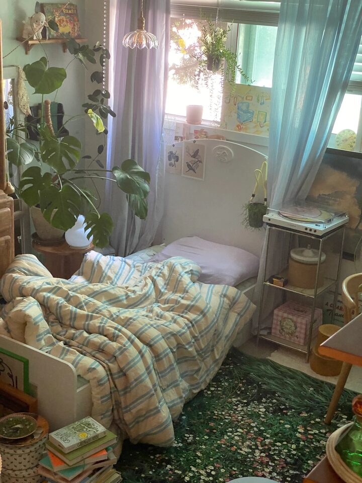 short form carousel card thumbnail