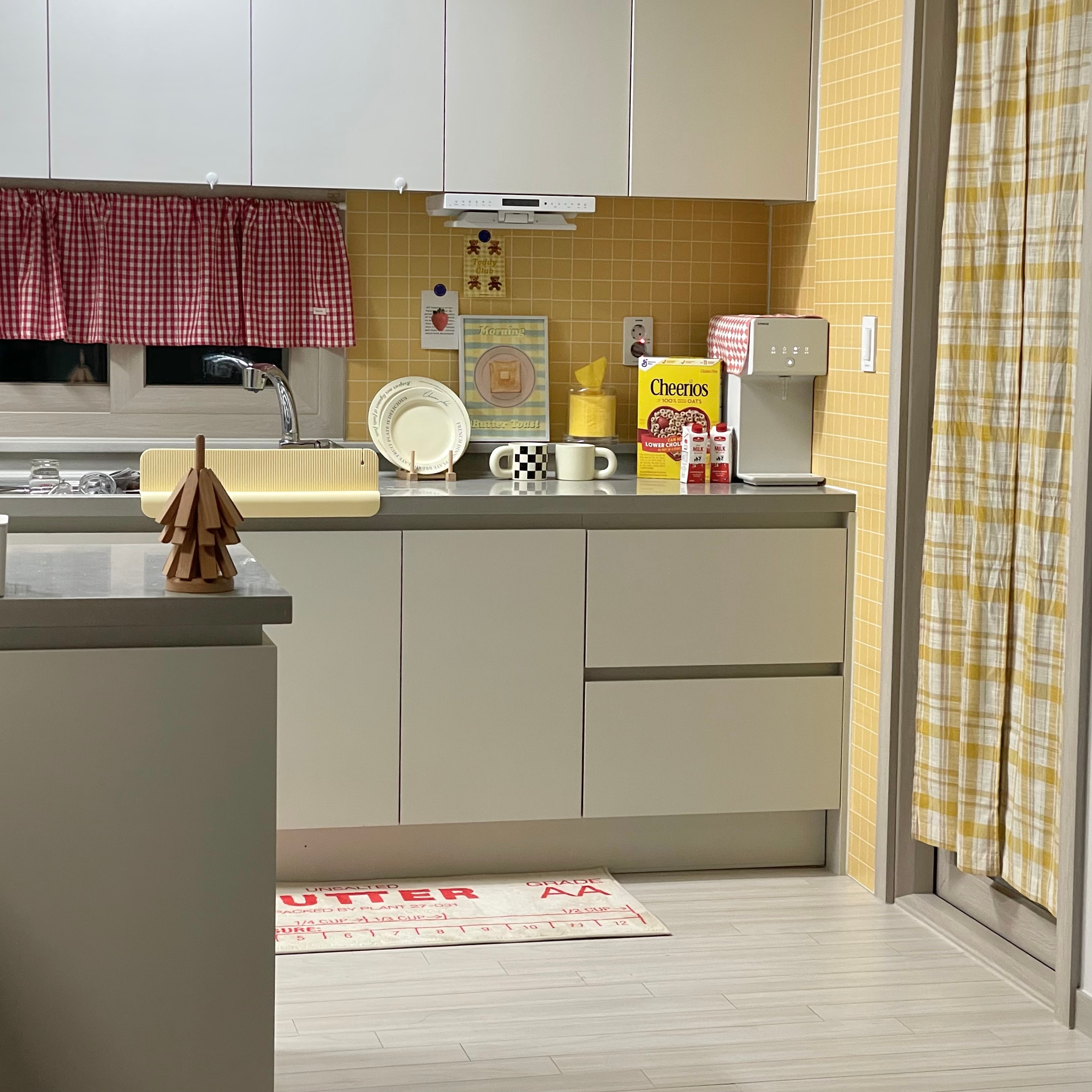 Butter Stick Rug user photo