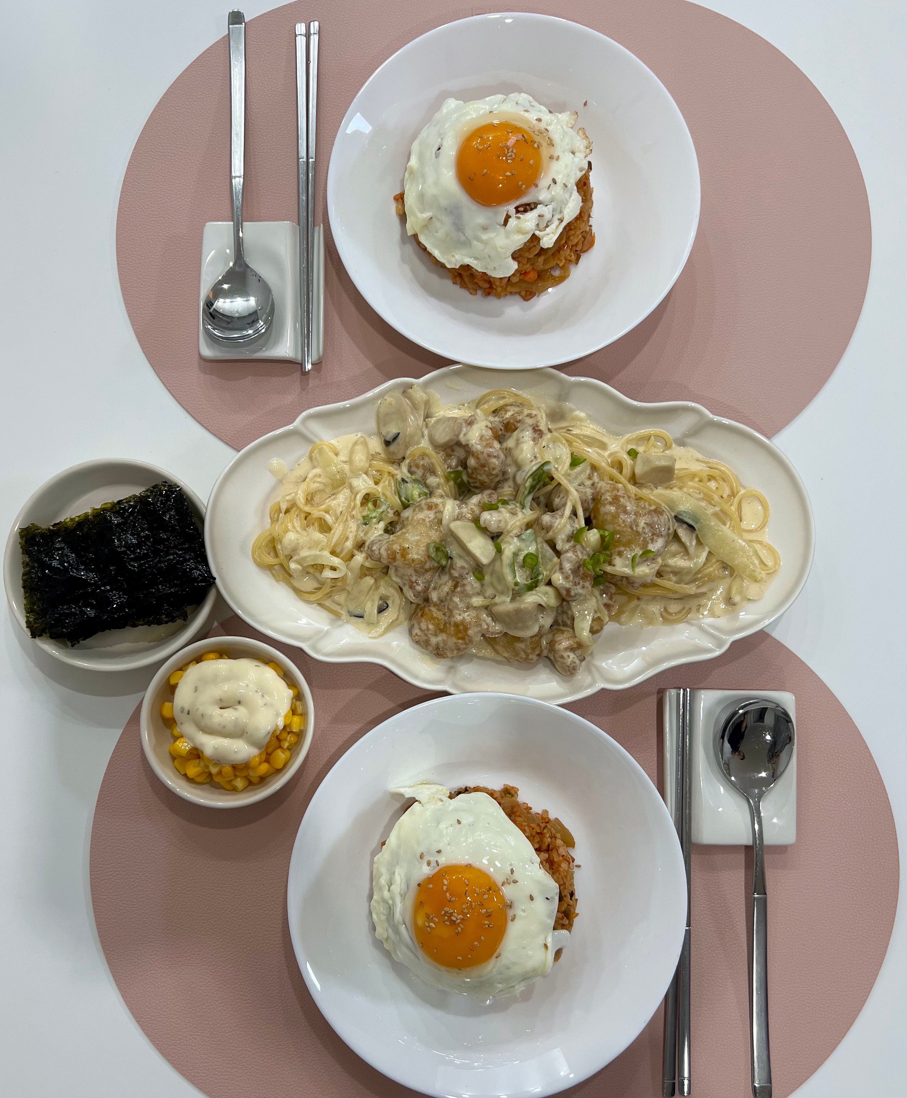 Stable Scalloped Plate Set (3-Piece) user photo