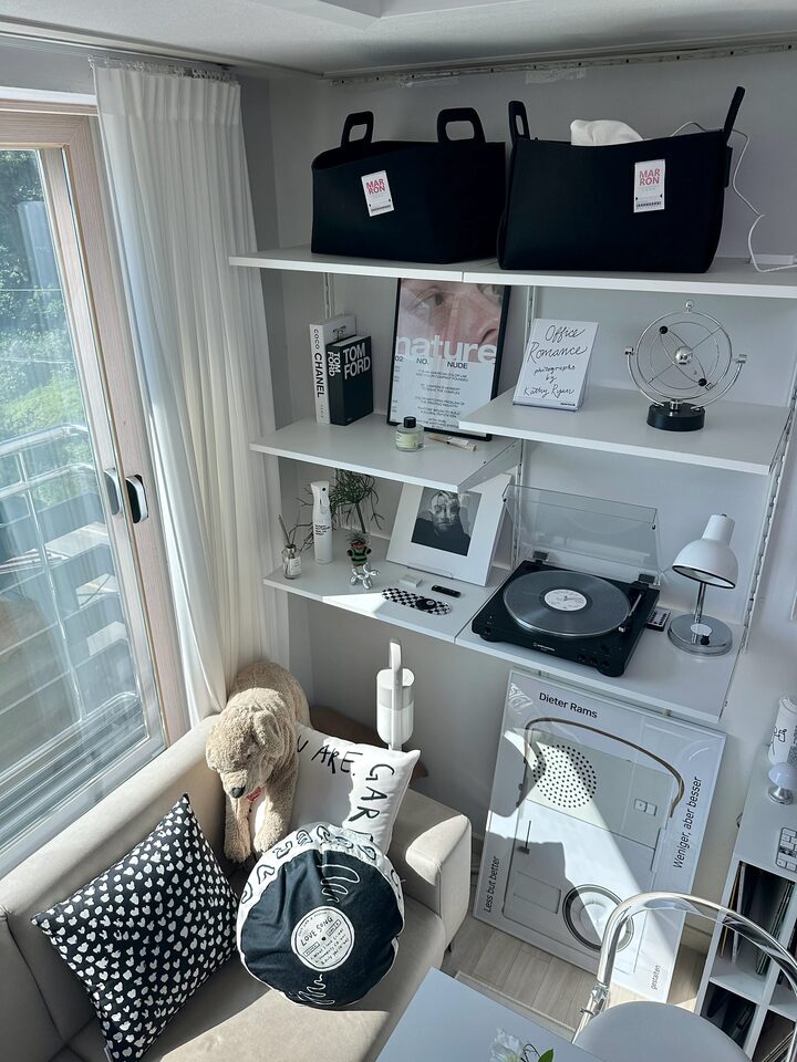 short form carousel card thumbnail