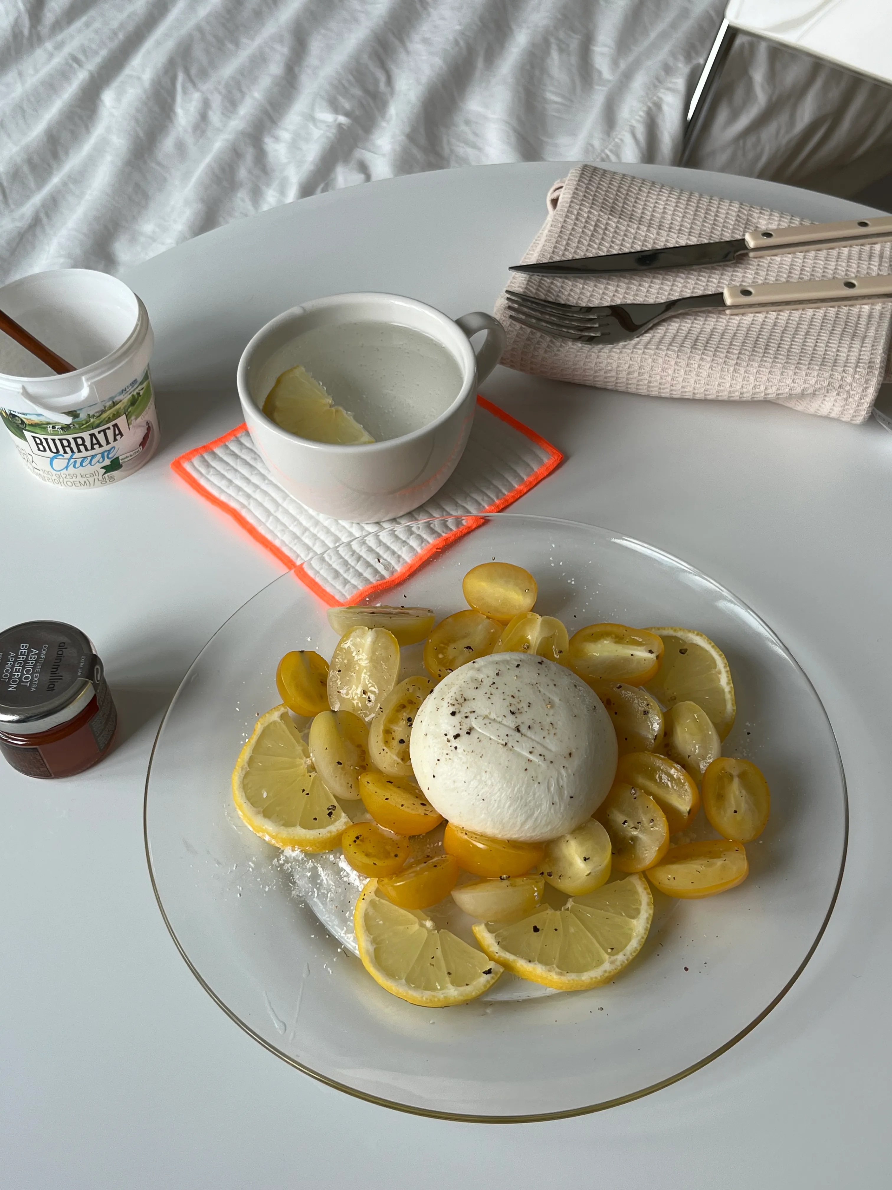 Modern Color-Handled Flatware Set for 2 (8-Piece) user photo