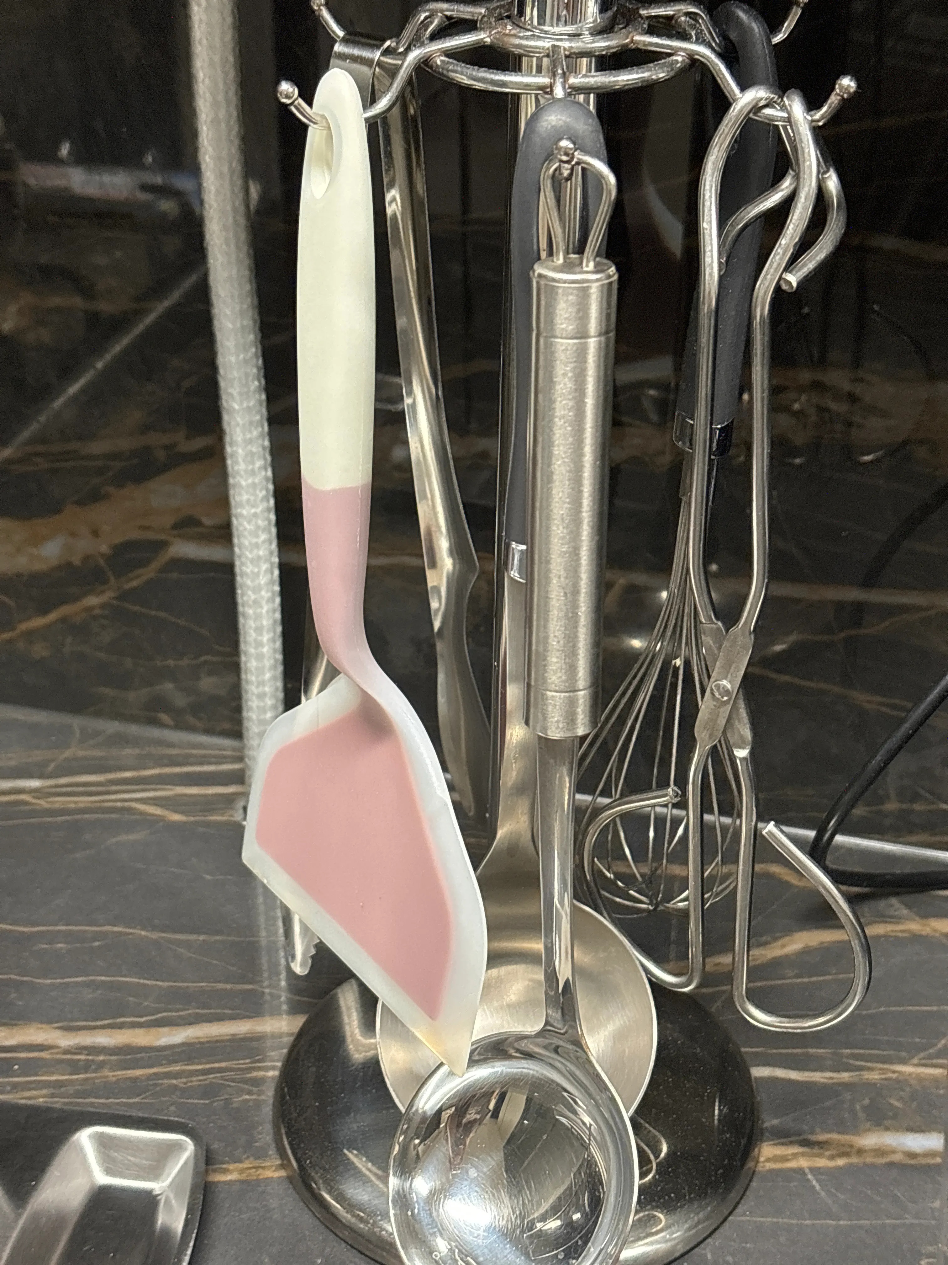 Wide Silicone Omelette Spatula user photo