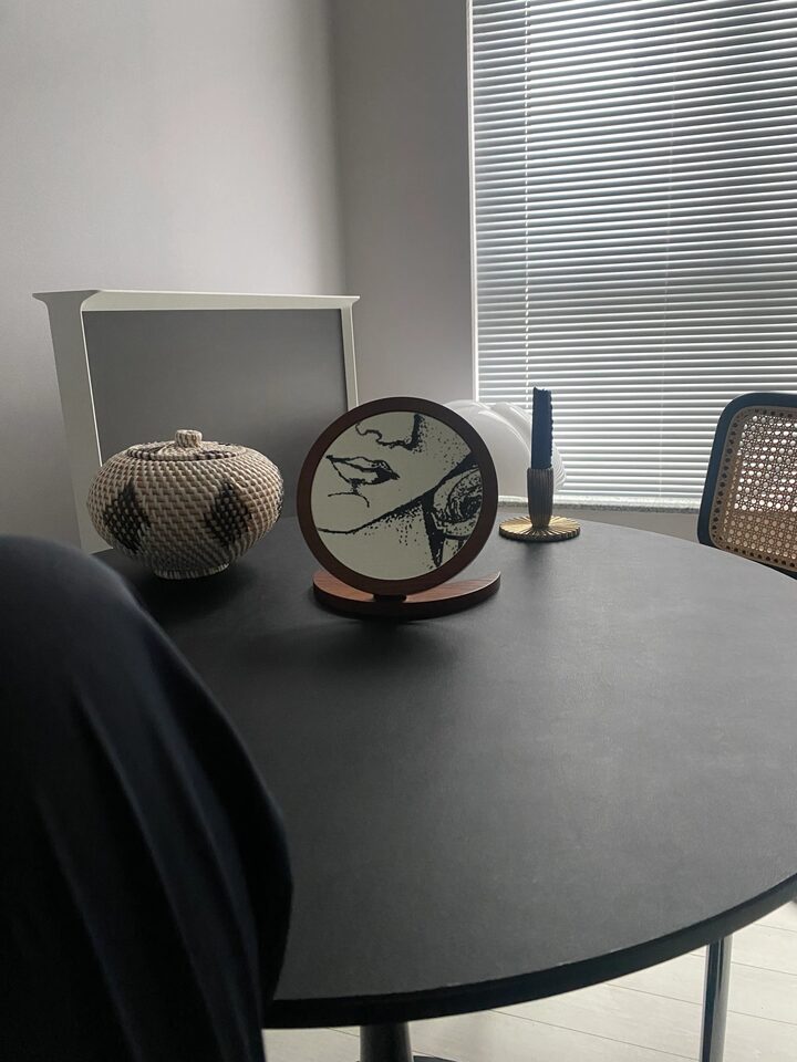 short form carousel card thumbnail