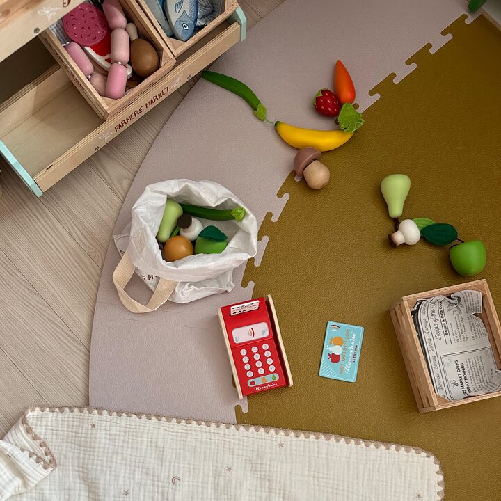 short form carousel card thumbnail