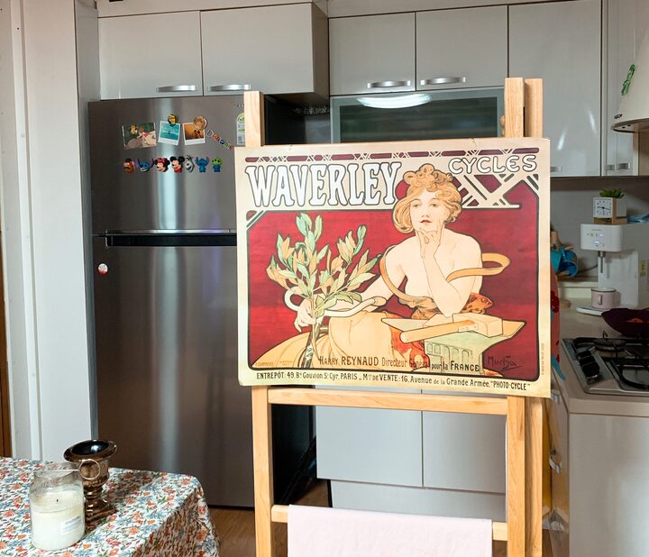 short form carousel card thumbnail