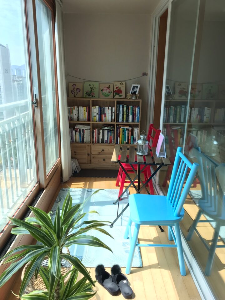 short form carousel card thumbnail