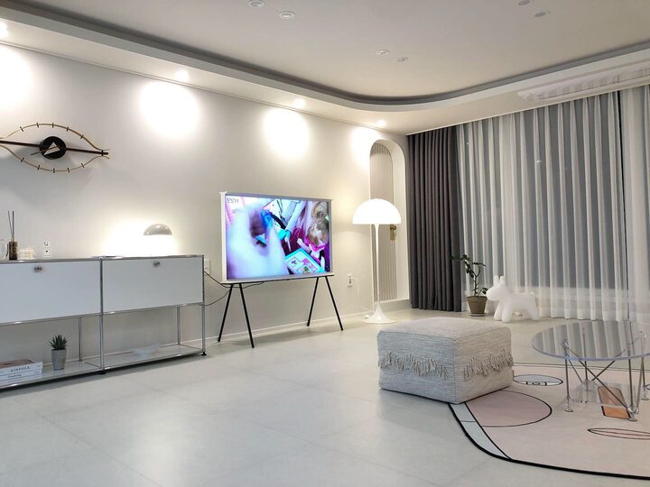 short form carousel card thumbnail