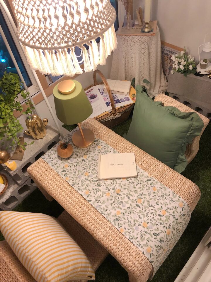 short form carousel card thumbnail