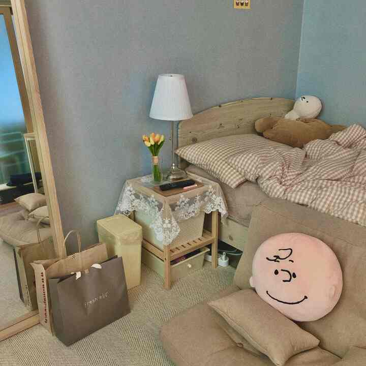 Tagged posts featuring Reclining Floor Sofa Bed 2