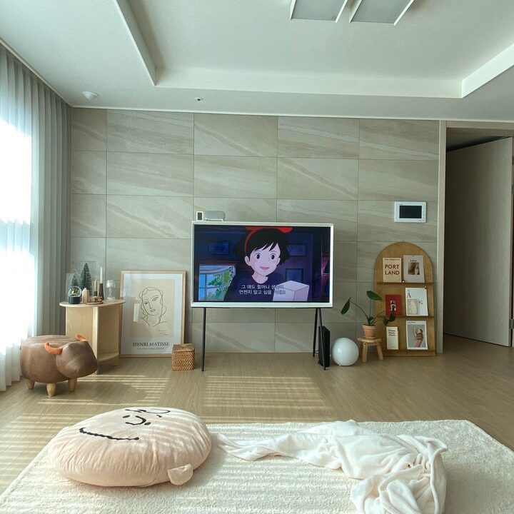 short form carousel card thumbnail