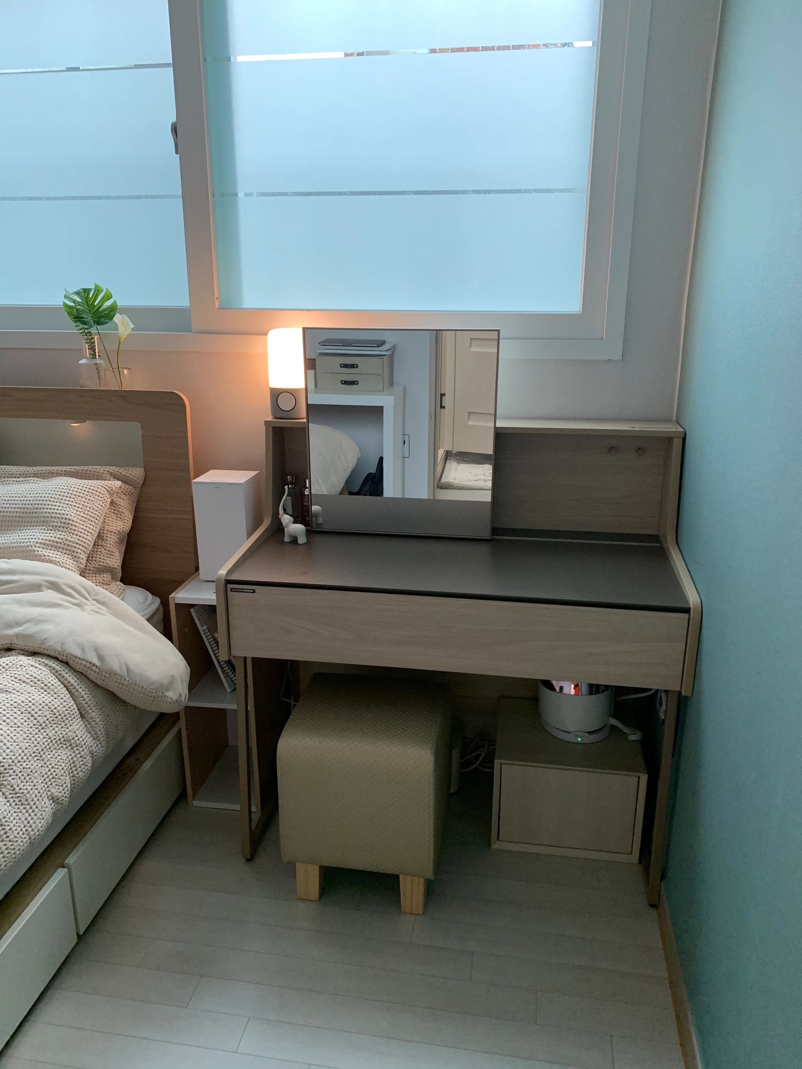 Slim Wood Side Shelf user photo