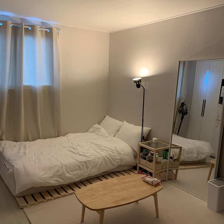 アイレットタイプ 遮光カーテン 2枚セット［10色・8サイズ］を使ったコーディネート 1