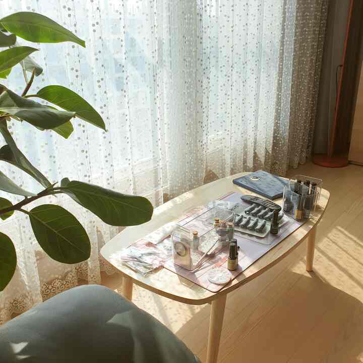 햇살맛집 우리집 거실입니다 :-)