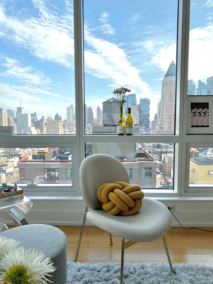 맑은 하늘을 볼수 있는 거실! 