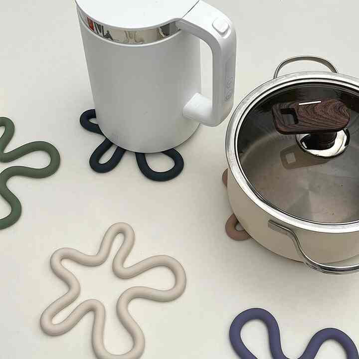 波型 シリコン 鍋敷き［6色］