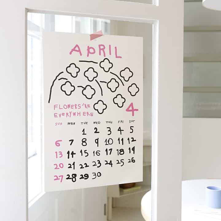 2025 LiTTLE THiNGS ポスターカレンダー