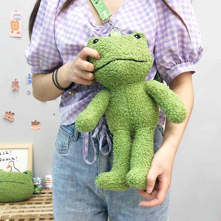 カエル ぬいぐるみ