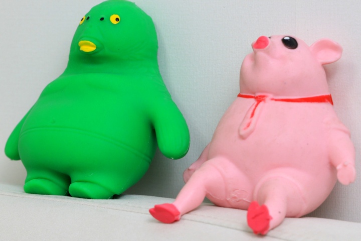 파티·이벤트용품 > 아기 만득이 핑크돼지 녹색오크 병맛 친구 스트레스... 아기 만득이 핑크돼지 녹색오크 병맛 친구 스트레스 해소 장난감 선물... 