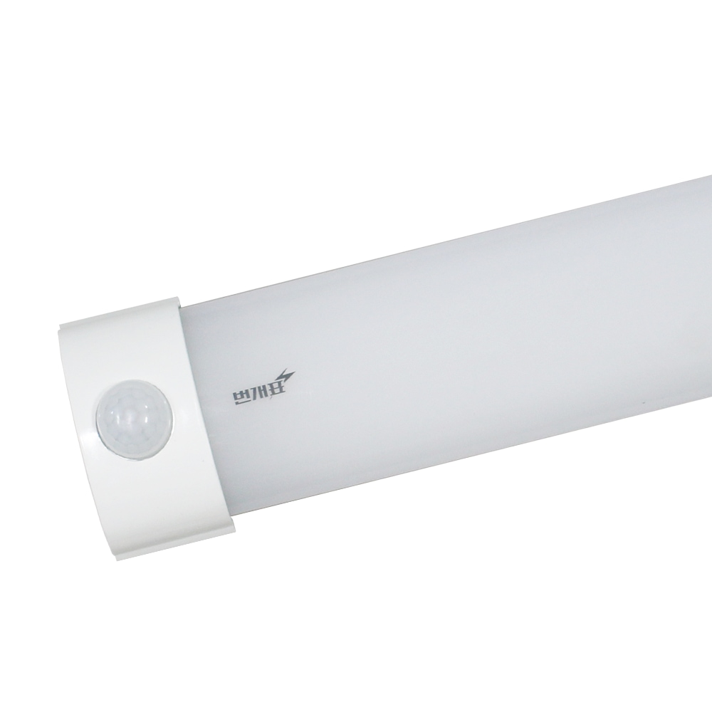 번개표 LED 센서등 주차장등 40W 주광색 하얀빛 터널 가격 비교 하늘조명 번개표 LED 센서등 주차장등 40W 주광색 하얀빛 터널