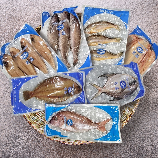 고흥 반건조생선 선물세트 1호(민어1/삼치1/참조기4) 가격 추이 감동몰 고흥 반건조생선 선물세트 1호(민어1/삼치1/참조기4) - 최저가 41,900원