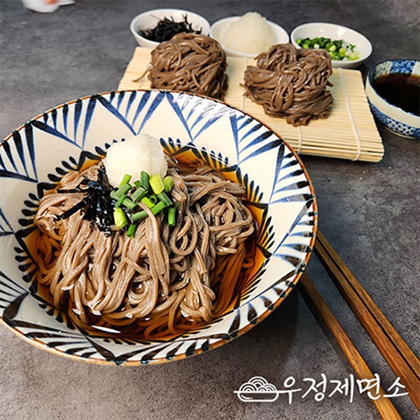 아이홈푸드 우정제면소 메밀국수(소바) 12인분세트 (생면 2kg+메밀장 12봉)