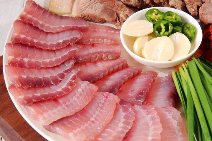수산·건해산 > 목포30년 노하우 국내산/흑산도 홍어 500g 1kg (삭힘선택/초장증정) | 오늘의집 쇼핑 목포30년 노하우 국내산/흑산도 홍어... 