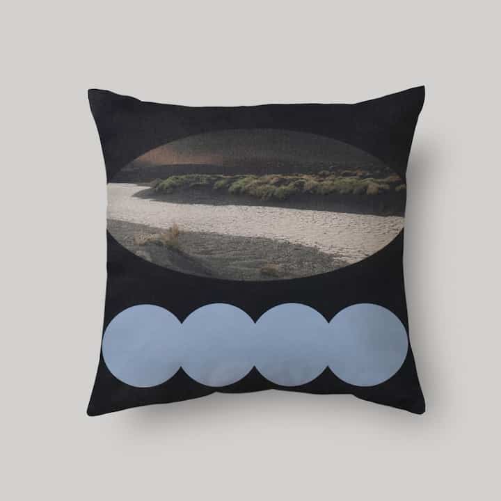 Time Of Daybreak クッションカバー