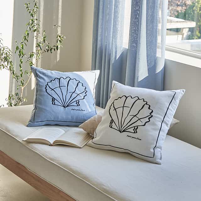貝殻モチーフ 刺繍クッションカバー 45×45cm［2色］