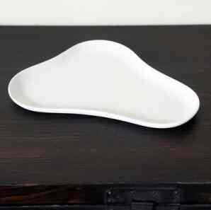 オーレ 変形皿 ホワイト