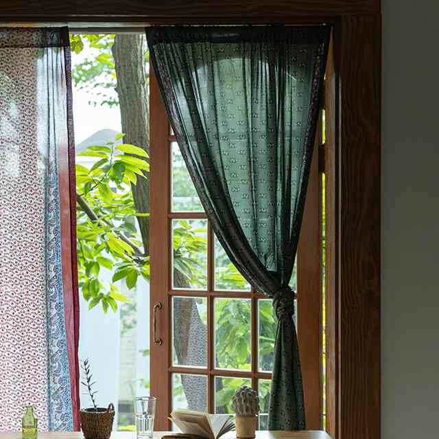 Green Ethnic Screen カーテン