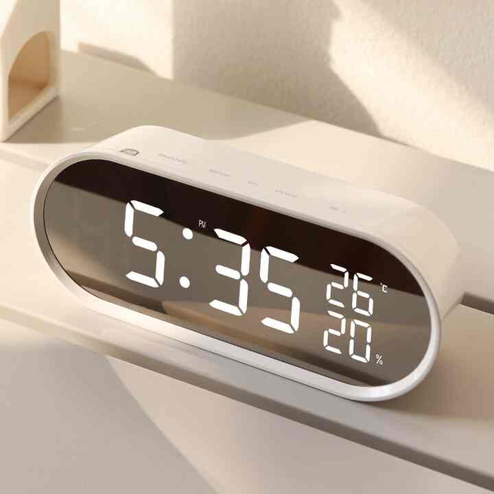 ポップ ミラー LED卓上目覚まし時計