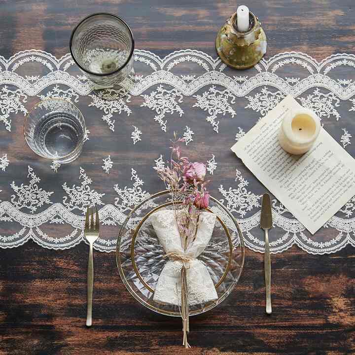 ロマンチックレーステーブルクロス［2サイズ］