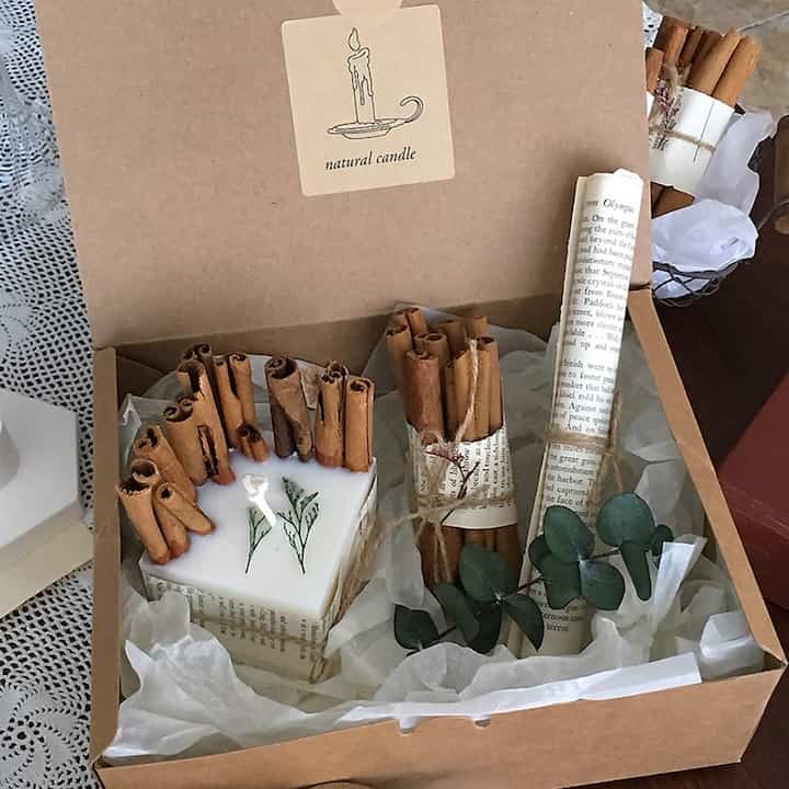 Scented Cinnamon Candle & Decor Set